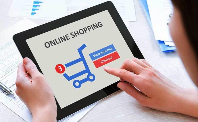 外貿(mào)商城網(wǎng)站的特點如下: 1,歐美設計風格,符